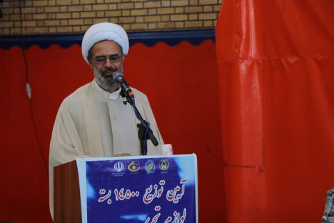 گزارش تصویری – آیین توزیع ۱۴ هزار ۵۰۰ بسته لوازم تحریر بین دانش آموزان کمیته امداد خراسان شمالی- سه 